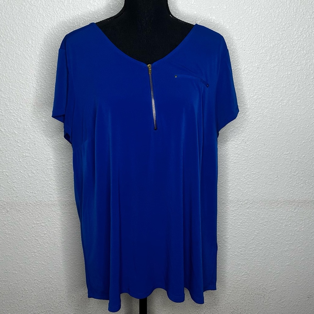 Ros&Ali Blue Top with gold functional zipper